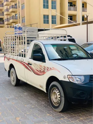 2012 Mitsubishi L200 double-cab