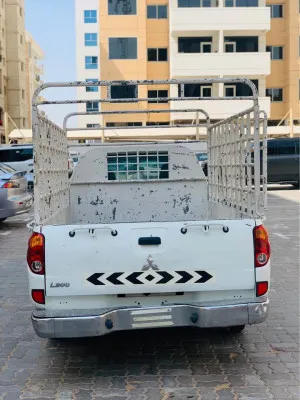 2012 Mitsubishi L200 double-cab