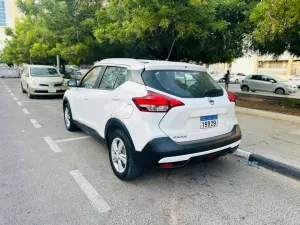 2018 Nissan KICKS SR
