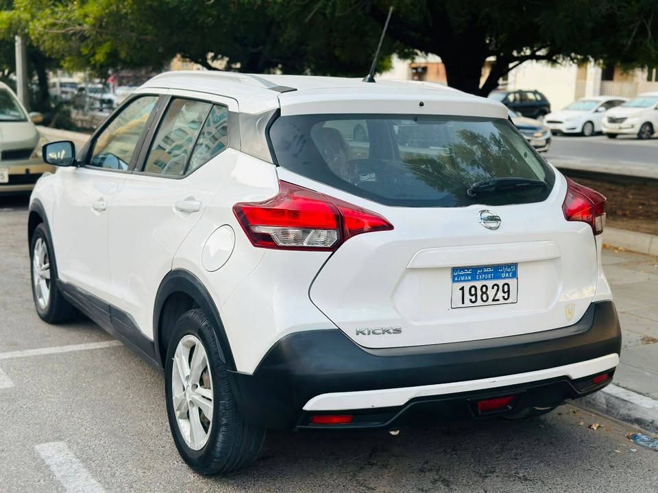2018 Nissan KICKS SR