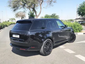 2024 لاند روفر رينج روفر HSE Supercharged