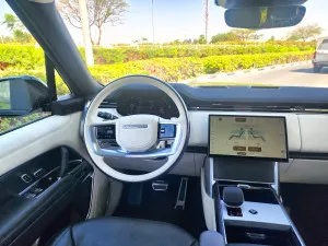 2024 لاند روفر رينج روفر HSE Supercharged