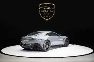 2023 استون مارتن فانتاج V8 Coupe