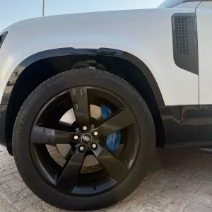 2023 لاند روفر ديفندر 110 X