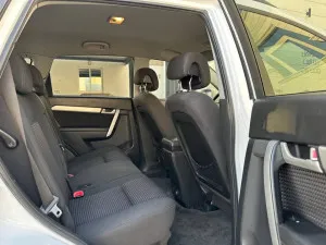 2014 شيفروليه كابتيفا LS 7-seater