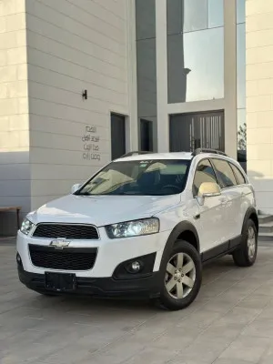 2014 شيفروليه كابتيفا LS 7-seater