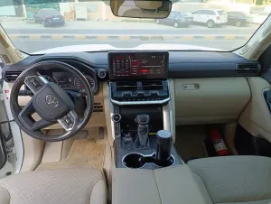 2023 تويوتا لاند كروزر VXR
