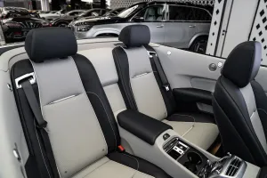 2019 رولز رويس دون standard