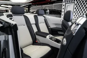 2019 رولز رويس دون standard