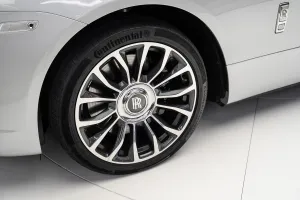 2019 رولز رويس دون standard