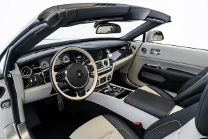 2019 رولز رويس دون standard
