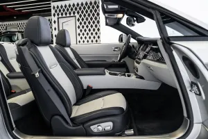2019 رولز رويس دون standard