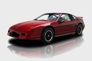 1987 بونتياك فيارو
