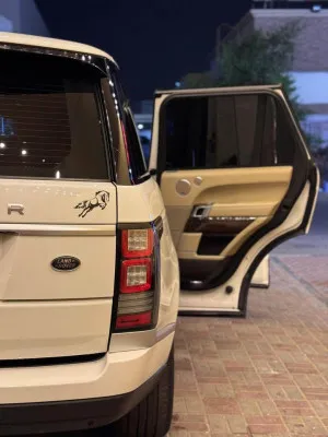 2015 لاند روفر رينج روفر HSE