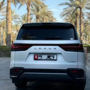 2022 لكزس ال اكس ٦٠٠ Signature