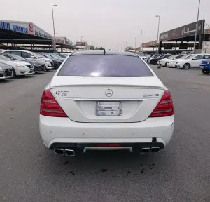 2009 مرسيدس-بنز الفئة - S S550