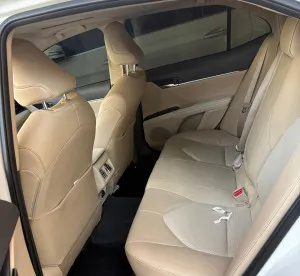 2019 تويوتا كامري SE Plus