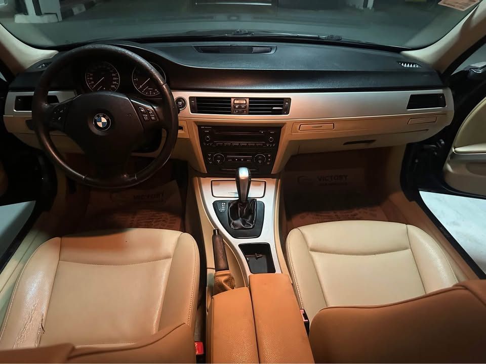 2010 بي أم دابليو الفئة - 3 320i