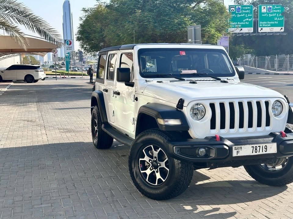 2018 جييب رانجلر انليميتد Sahara