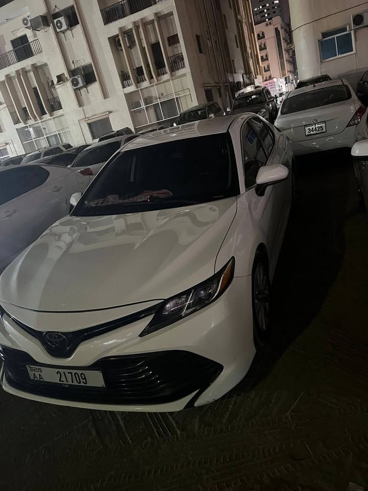 2019 Toyota Camry Exclusive