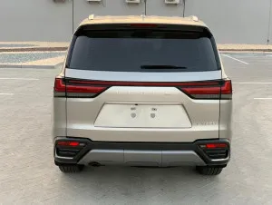 2023 لكزس ال اكس ٦٠٠ Signature