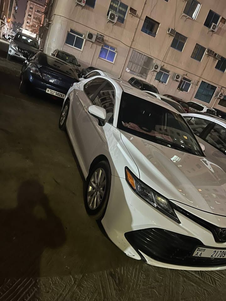 2019 Toyota Camry Exclusive