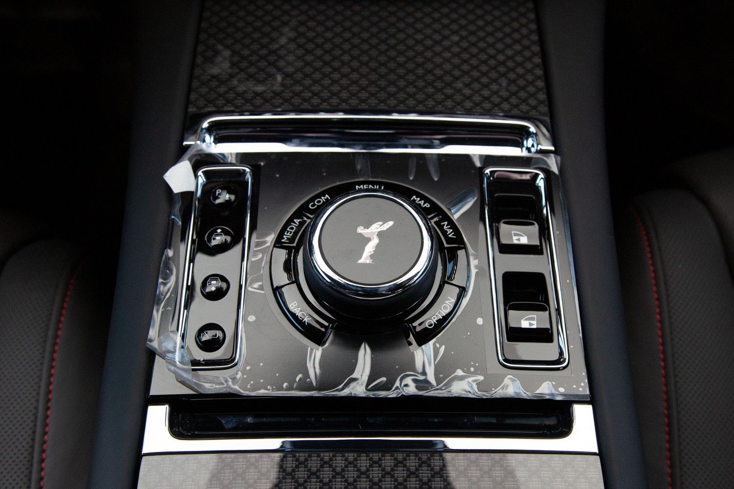 2023 رولز رويس جوست Black Badge