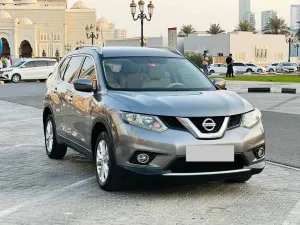 2015 نيسان اكس تريل ST
