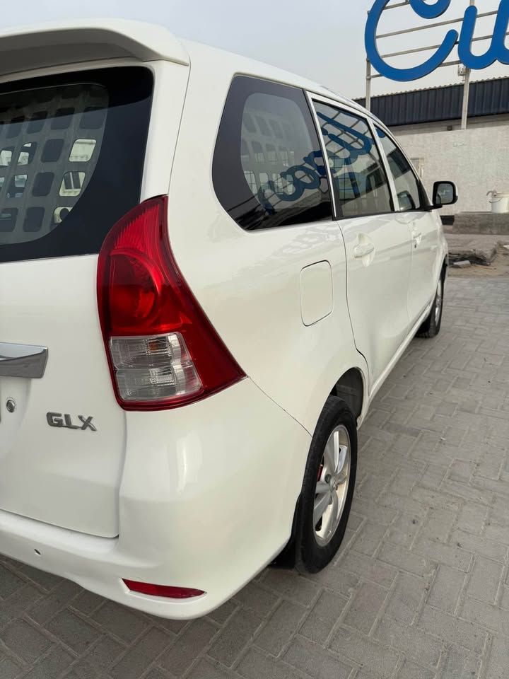 2015 تويوتا أفانزا E CVT