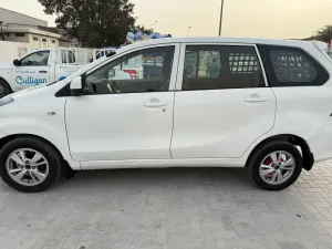 2015 تويوتا أفانزا E CVT