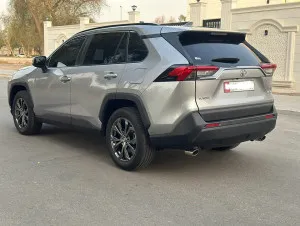 2023 تويوتا راف ٤ EX