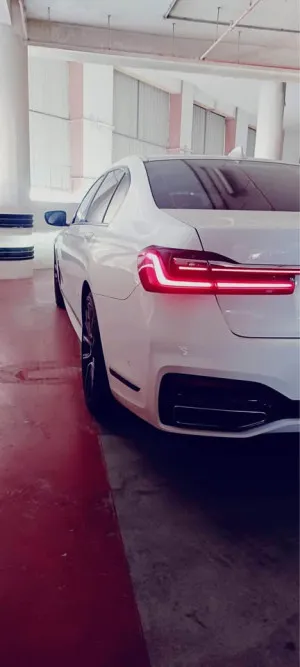 2021 بي أم دابليو الفئة - 7 730LI