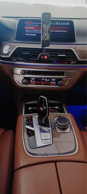 2021 بي أم دابليو الفئة - 7 730LI