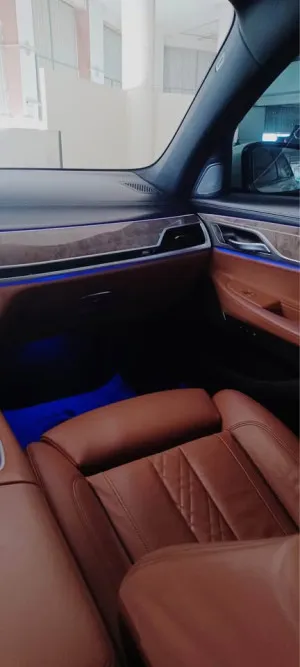 2021 بي أم دابليو الفئة - 7 730LI