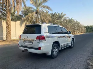2011 تويوتا لاند كروزر GXR