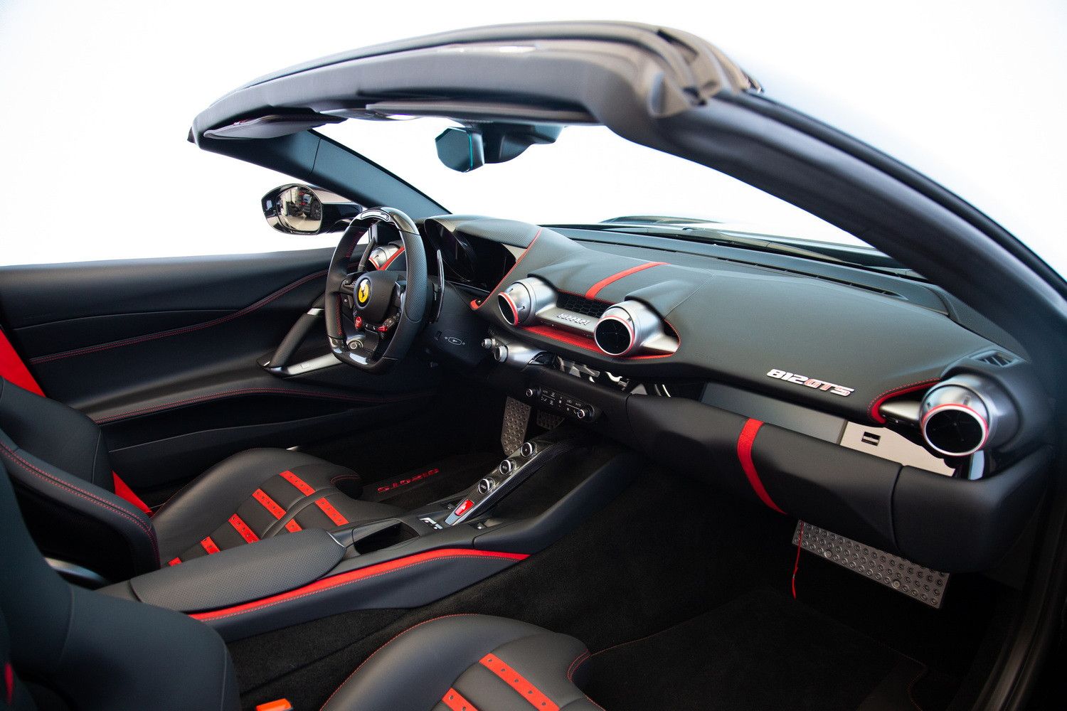 2022 فيراري 812 سوبر فاست GTS