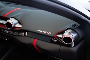 2022 فيراري 812 سوبر فاست GTS