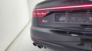 2021 اودي اس ٨ Plus