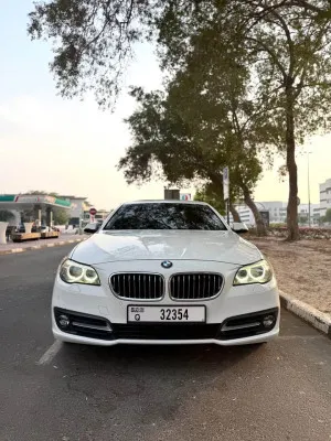 2015 بي أم دابليو الفئة - 5 520i