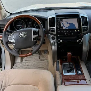 2014 Toyota Land Cruiser VXR