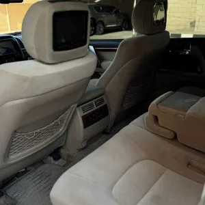2014 Toyota Land Cruiser VXR