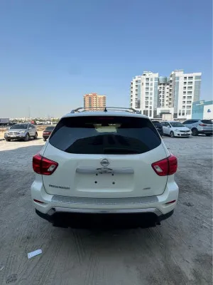 2017 نيسان باثفايندر S