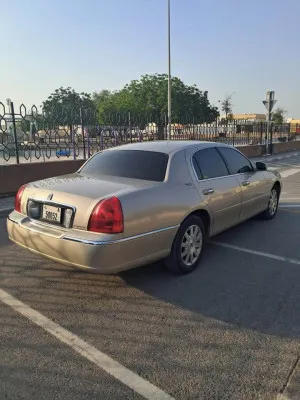 2009 Lincoln Town Car Designer