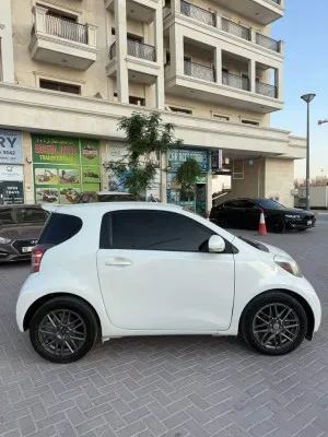 2012 تويوتا أي كيو IQ3 iSports