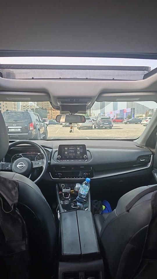 2023 نيسان روج SL