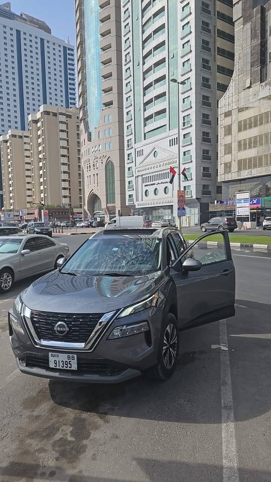 2023 نيسان روج SL