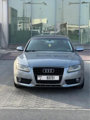 2010 اودي آي ٥ Prestige