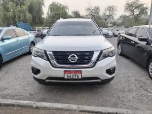 2016 نيسان باثفايندر LE