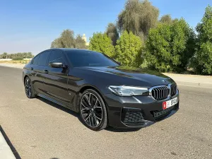 2022 BMW 5-Series 530i