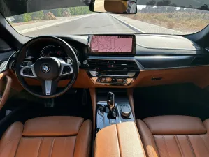 2022 BMW 5-Series 530i